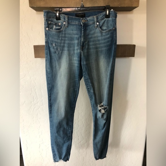 Banana Republic|Medium wash distressed skinny jeans, size 10/30 ••• - Picture 2 of 11